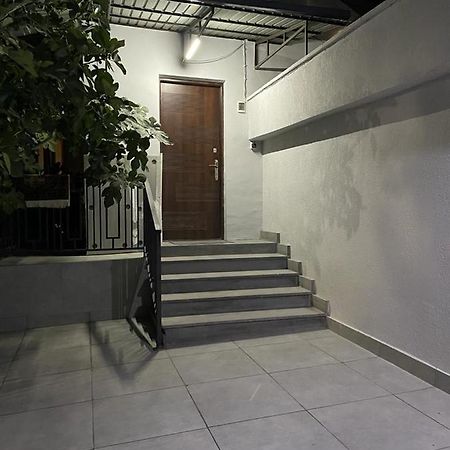 Sm Apartment 耶烈万 外观 照片