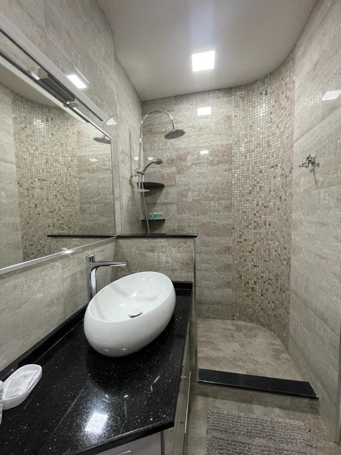 Sm Apartment 耶烈万 外观 照片